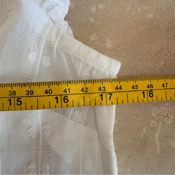 J Crew Factory White Flutter Sleeve Clip Dot Cotton Womens Size S Blouse - Picture 7 of 12